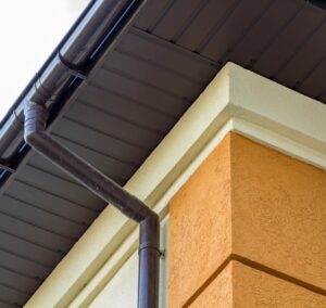 flat roof gutter installation tips